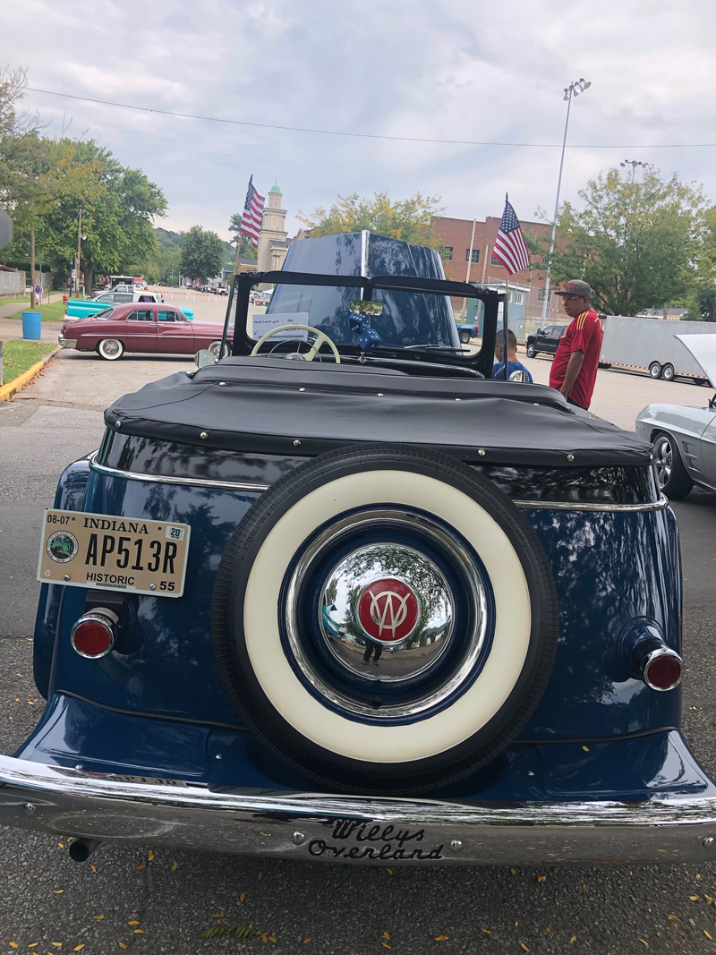 Illustration for article titled Car show in Madison (warning: obvs very big photo dump)